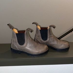 Women’s Classic Blundstone Boots